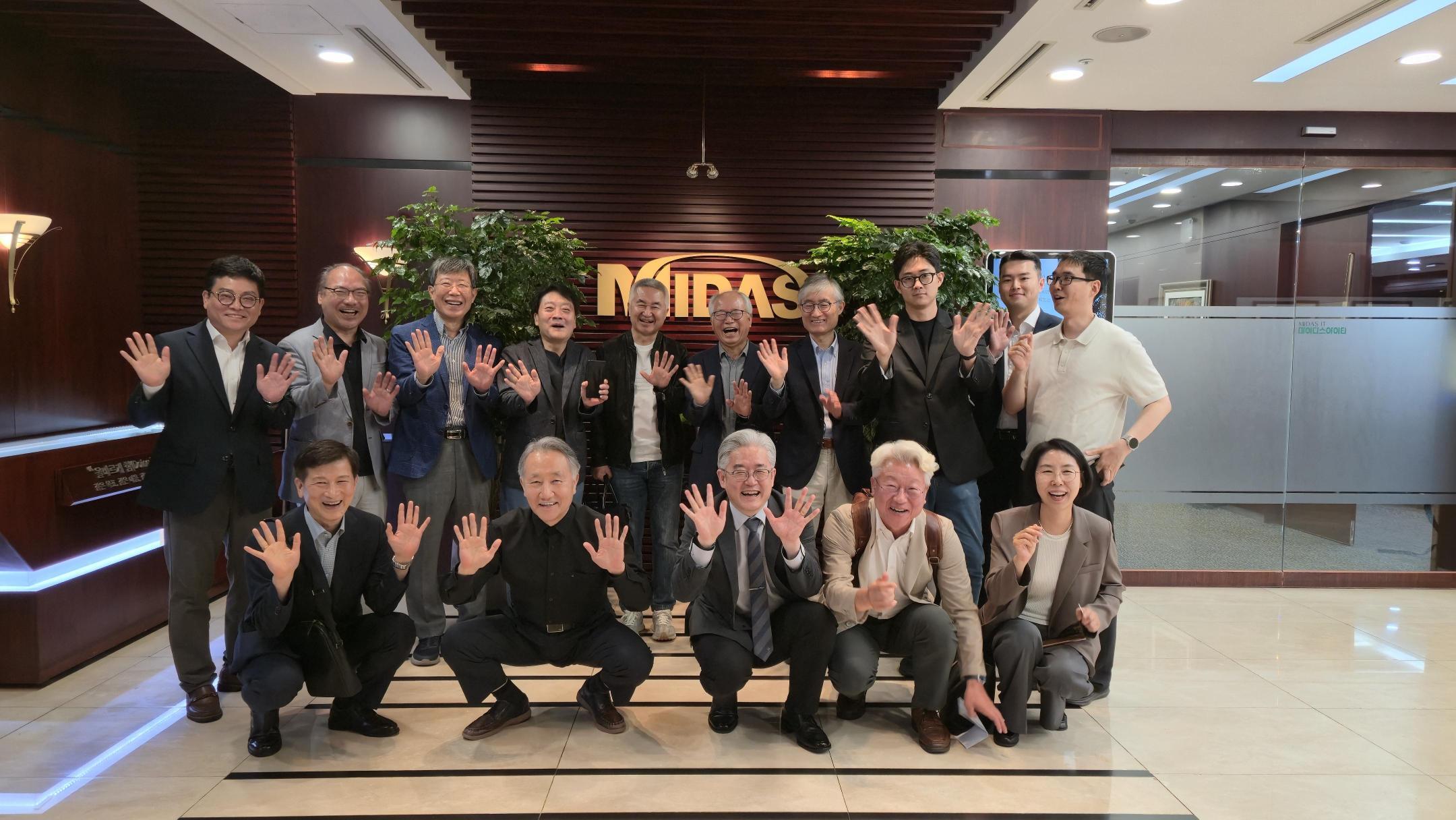 단체사진-1